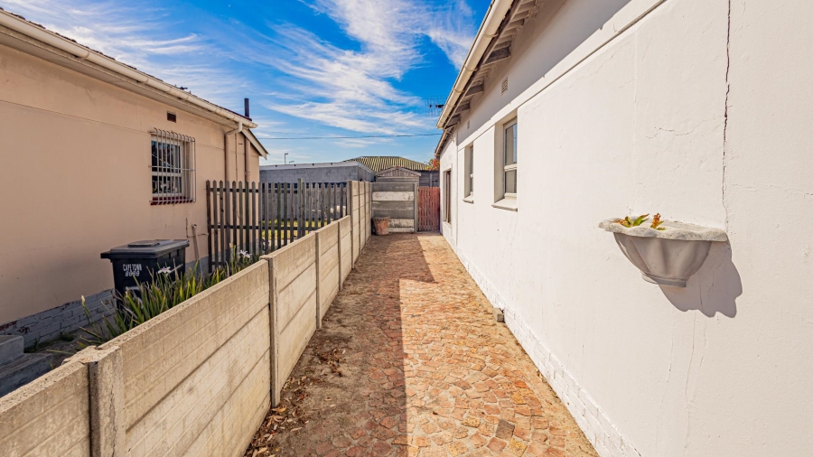 3 Bedroom Property for Sale in Brooklyn Western Cape